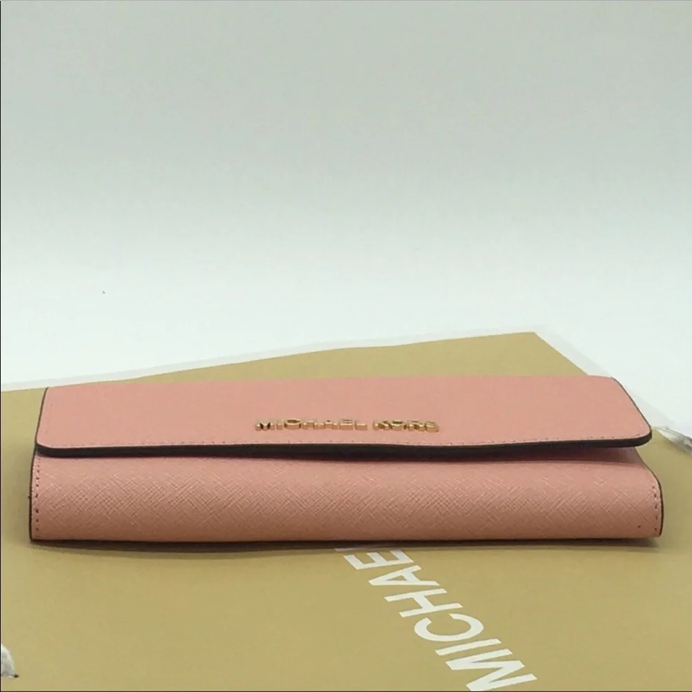 MICHAEL KORS LG TRIFOLD POWDER BLUSH 35S8GTVF7L - Picture 8 of 8